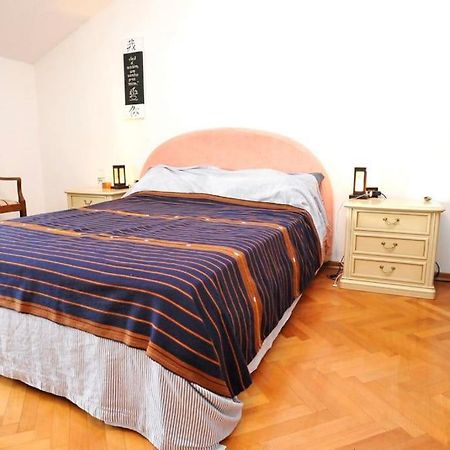 Spacious Attic Apartment Kandler Триест Экстерьер фото